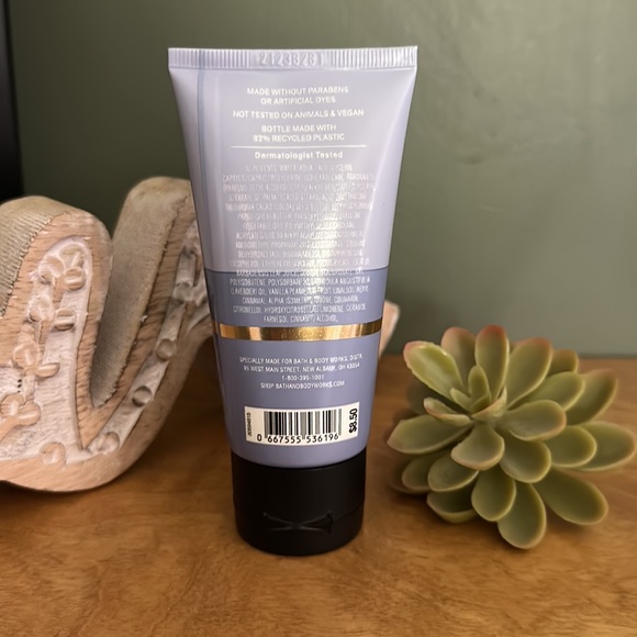 Bath and Body Works NWT - Picture 2 of 2